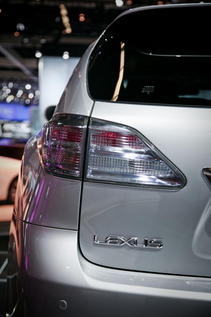  Lexus RX450h 2009 года  (фото 115 из 174)